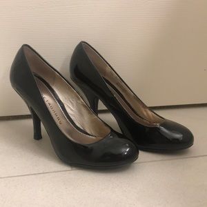 Chinese Laundry Black Heels